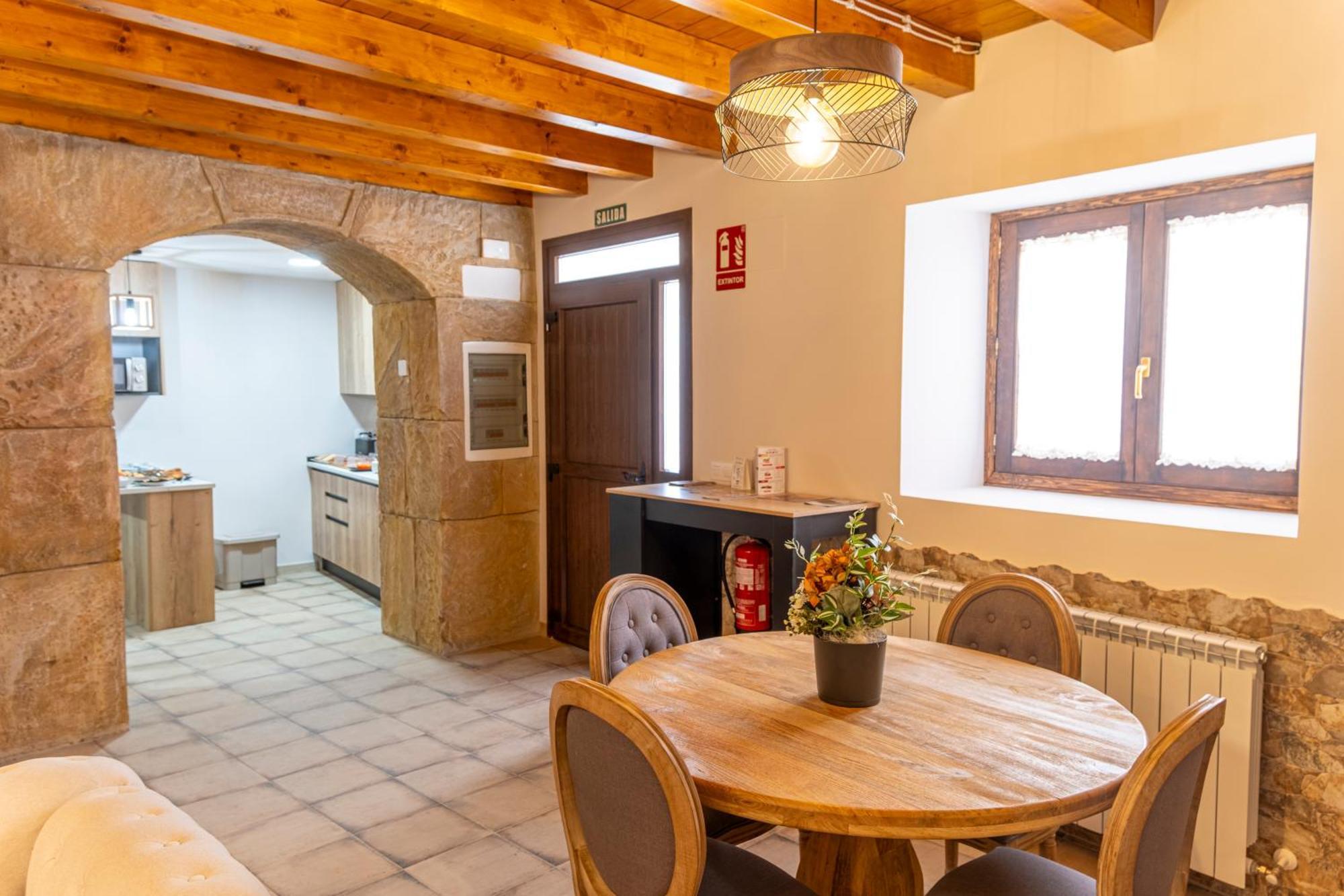 Rural La Bodega Del Baldomero * San Esteban De Gormaz